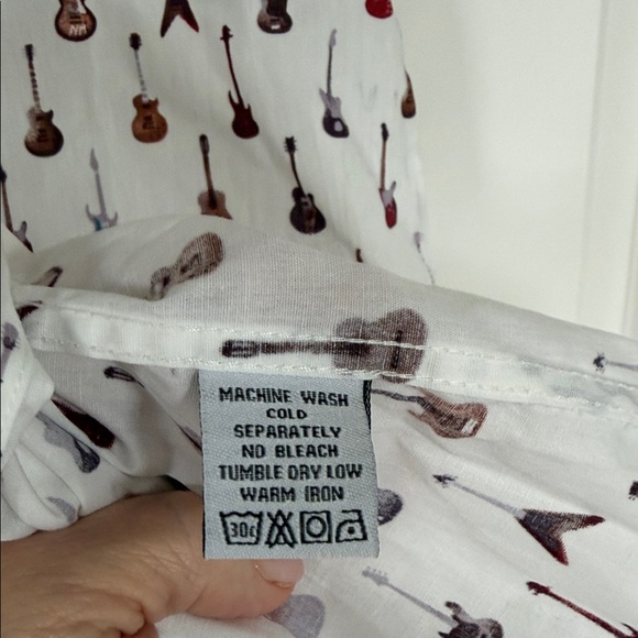 Nicole Miller White Shirt with Guitar Pattern - Picture 5 of 6